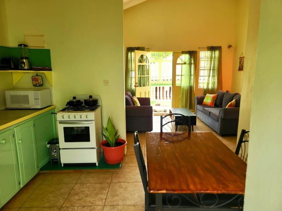 Juju'S Cottage With Magnificent Views Laborie Ngoại thất bức ảnh